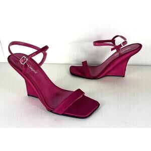 Jeffrey Campbell Kassandra Fuchsia Satin Wedge Sandal US 6.5